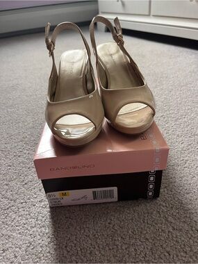Bandolino Nude Patent Peep-Toe Slingback Heels